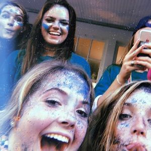 Meet your Posher, Emma